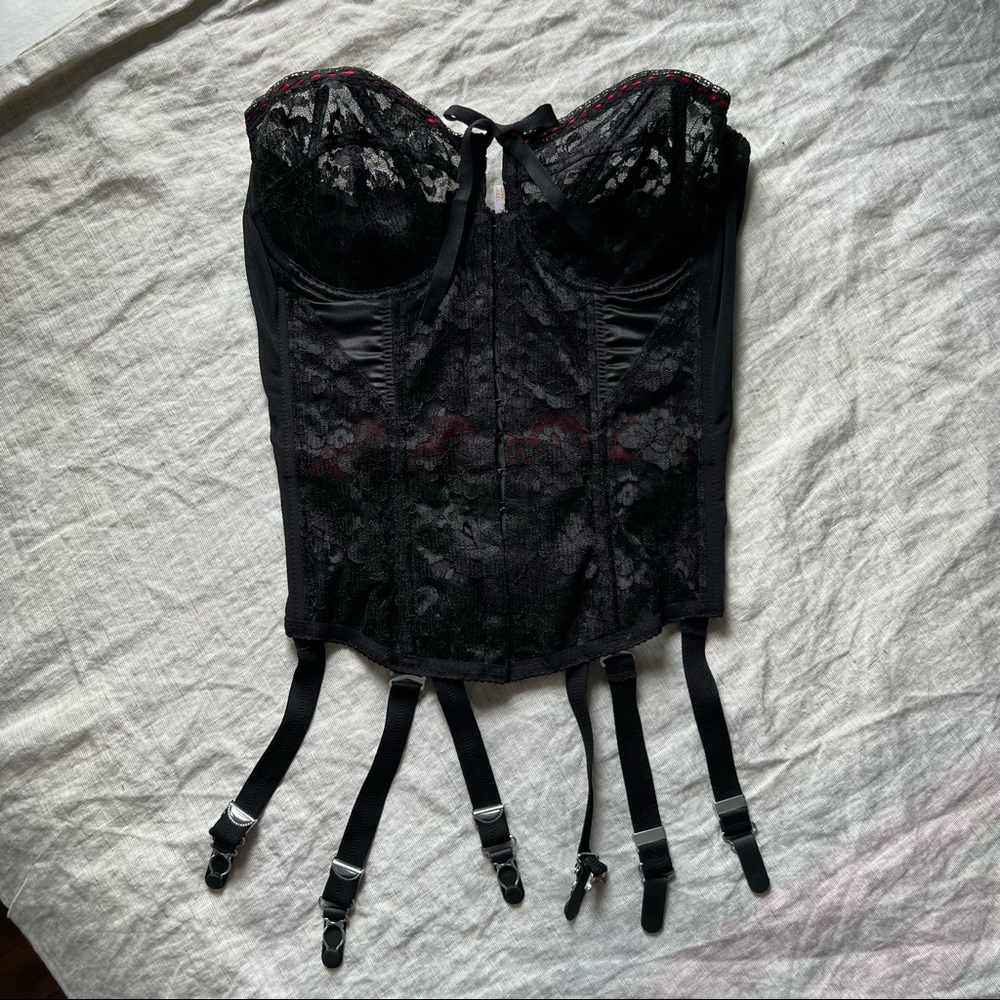 What Katie Did Lulu Noir Merry Widow 36D